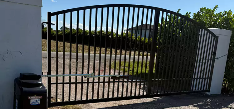Driveway Fence Repair Hudson